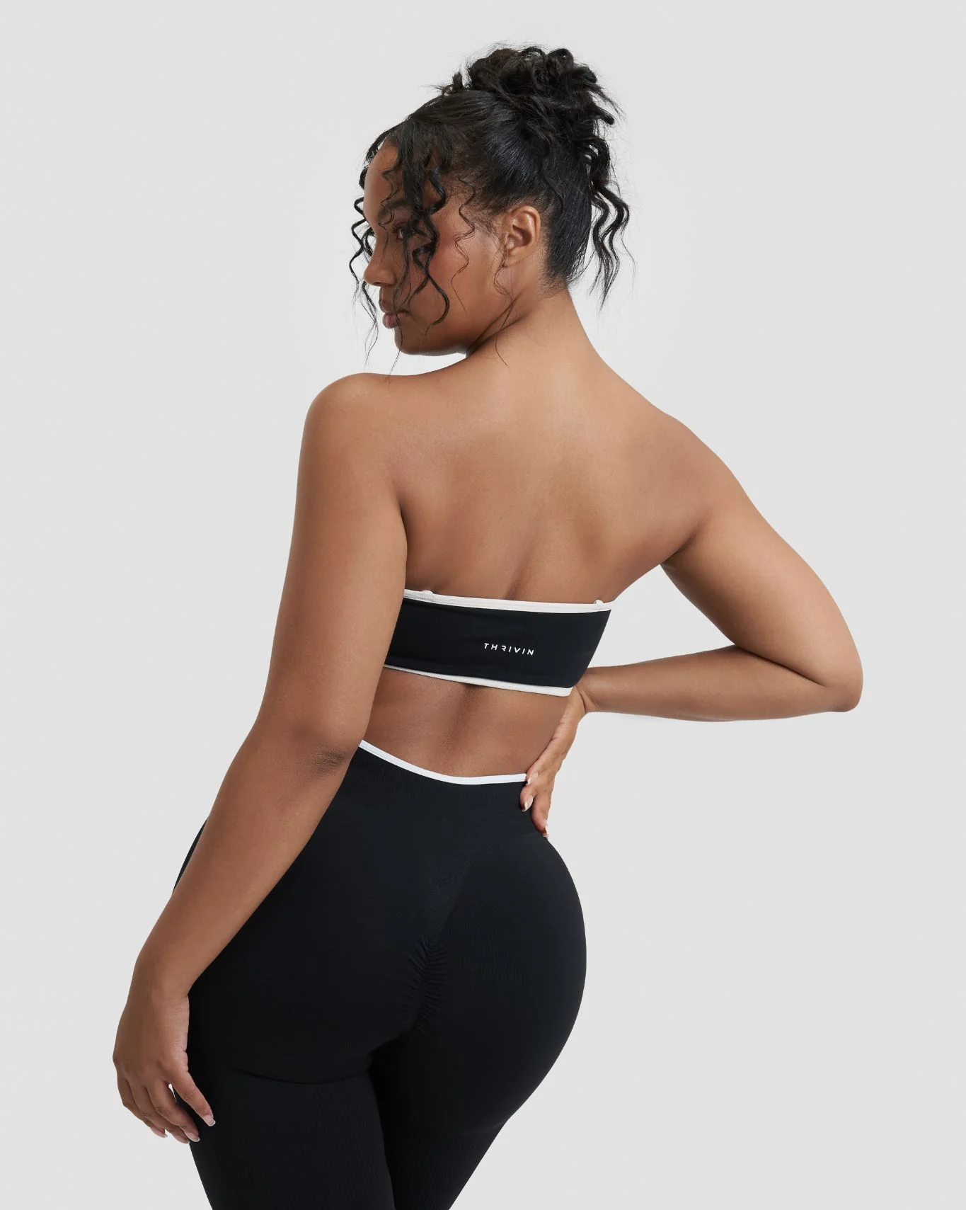 Elevate™ Outline Bandeau Bra | Night Black - Image 2